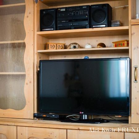 Вилла Pet & Family Friendly House Viktorija - House Near Golica With Triglav View Есенице Экстерьер фото